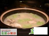 减肥食谱——苦瓜鲈鱼煲